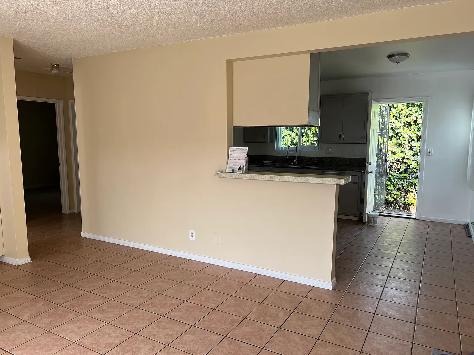 2 bed, $2,500 — Photo 3