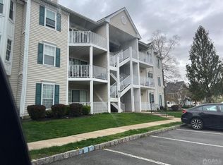 262 Kempsey Dr, North Brunswick, NJ 08902