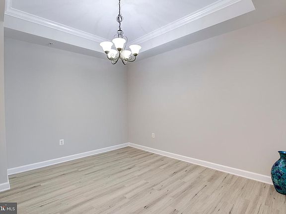 4th image of 485 Harbor Side St APT 100
