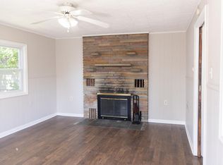 26359 Barrington St, Madison Heights, MI 48071