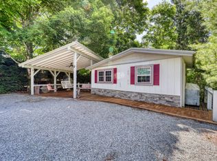 166 Powderhorn Ln, Newland, NC 28657