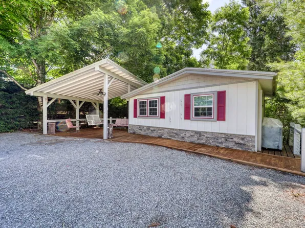 166 Powderhorn Ln, Newland, NC 28657