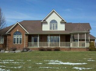 5040 Walker Rd, North Street, MI 48049