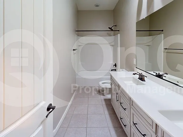 11818 N Silverscape Dr — Photo 7