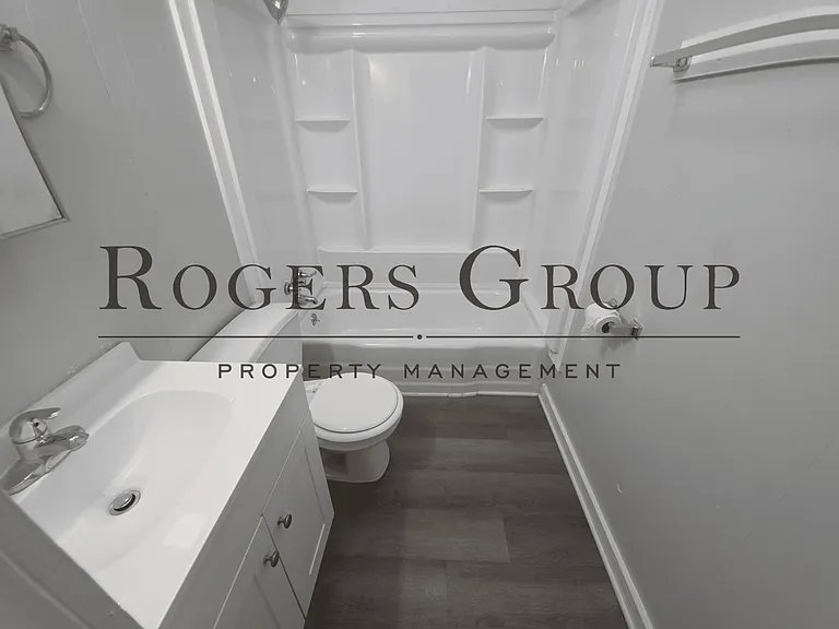 710 Roberson St — Photo 10