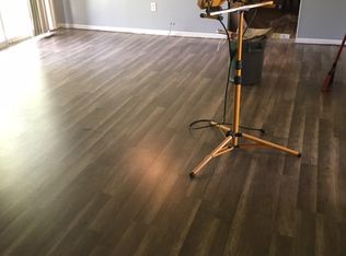 5183 Bristol Rock Rd, Florissant, MO 63033