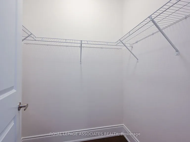 55 Raspberry Ridge Ave — Photo 35