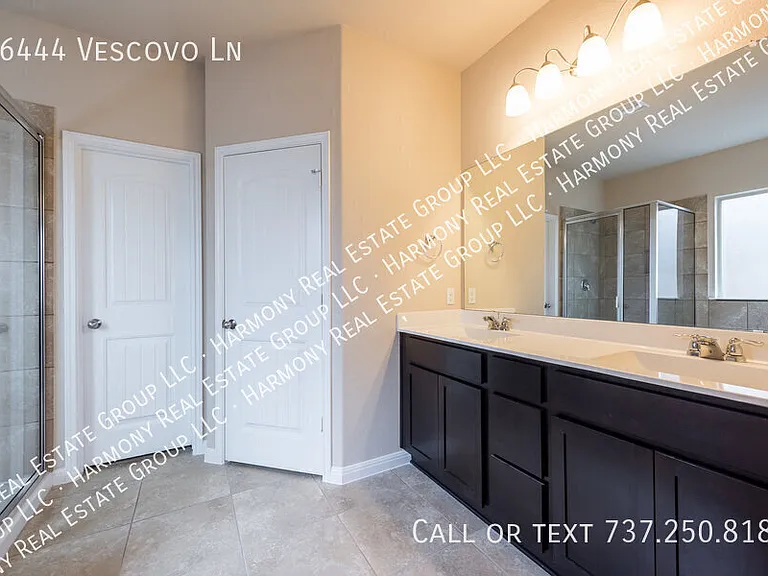 16444 Vescovo Ln — Photo 10