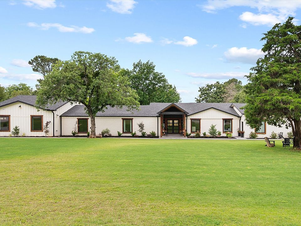 1st image of 1584 Randol Mill Ave