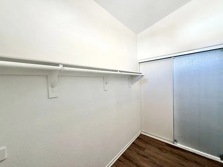 26805 China Dr — Photo 23