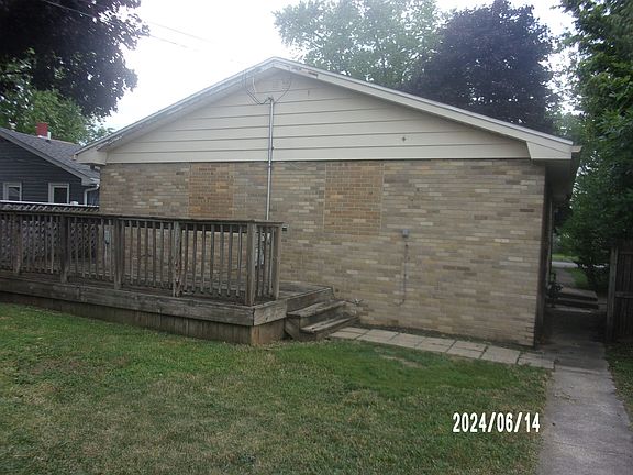 4th image of 157 S Douglas Ave