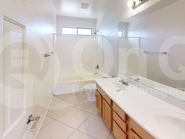 19605 E Carriage Way — Photo 20