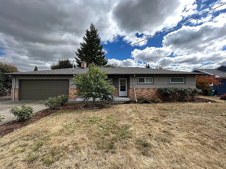 1st image of 530 SE 12th Ave