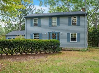 120 Old River Rd, Lincoln, RI 02865