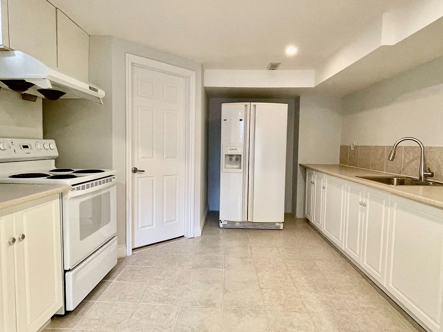 2 bed, $1,650 — Photo 3