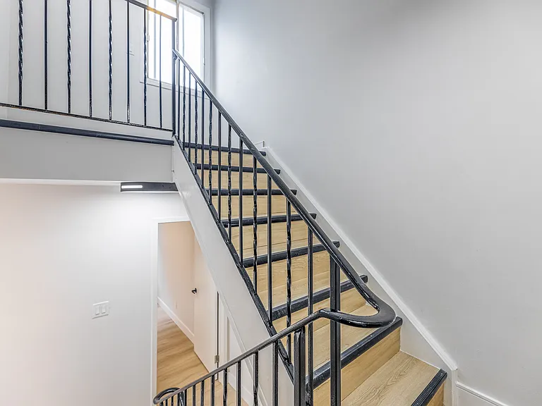 529 Sunnydale Pl #523F — Photo 8