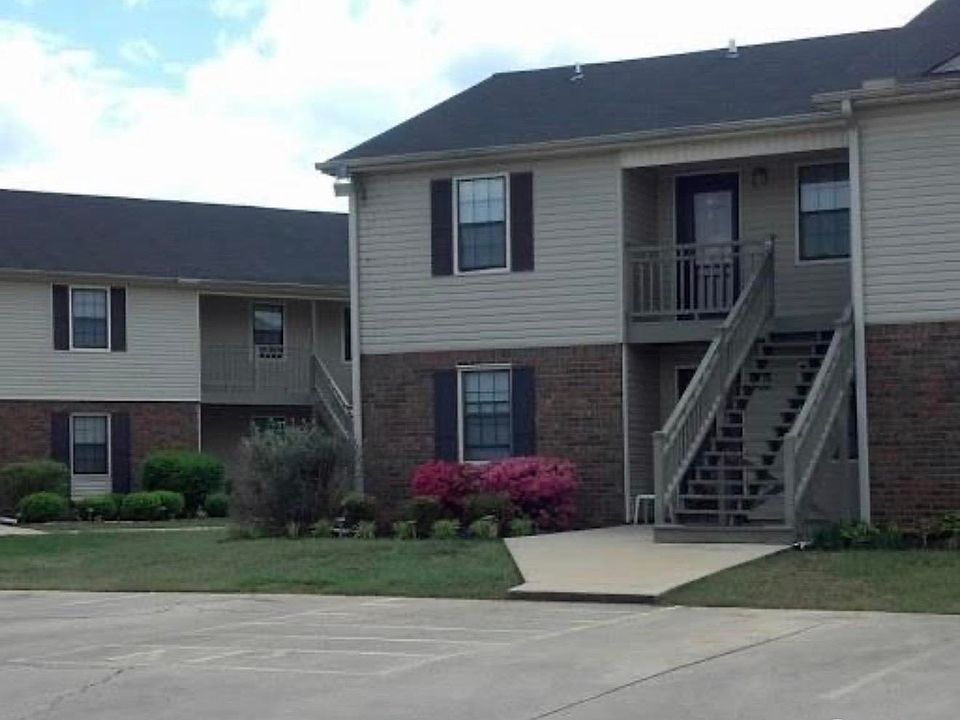1st image of 2131 Westmeade Dr SW