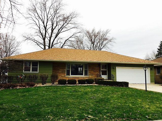 1st image of 413 Blaine Ave
