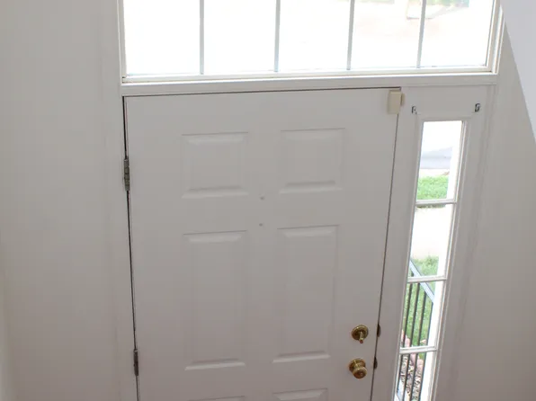 21135 Camomile Ct, Germantown, MD 20876