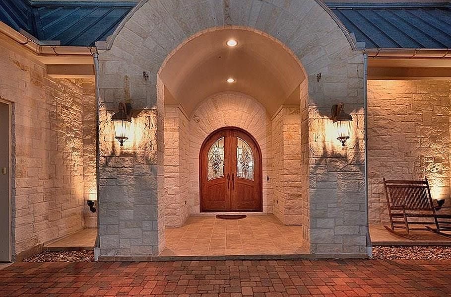 1st image of 17842 Blue Heron Ct
