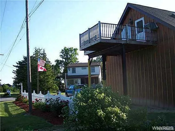 3189 W Lake Rd, Wilson, NY 14172