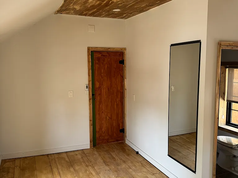 505 Stover St — Photo 8