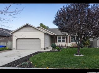 2087 E Pinecone Rd, Eagle Mountain, UT 84005
