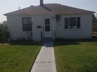 1728 W Yakima St, Pasco, WA 99301