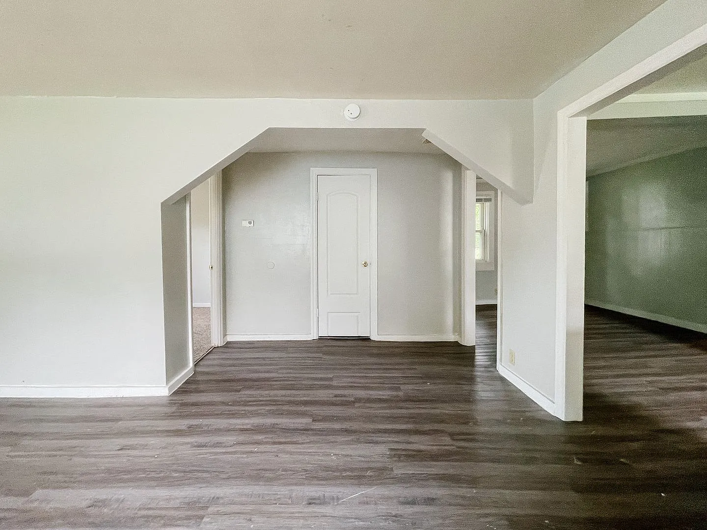 For Rent: 2118 S Penn St. 2 Bedroom 1 Bathroom Home Coming Soon! Washer/Dryer Hook Ups! Pet Frien... — Photo 2
