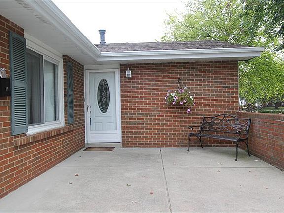 2nd image of 1450 Southwind Dr