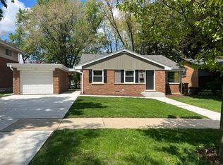 1210 W Sigwalt St, Arlington Heights, IL