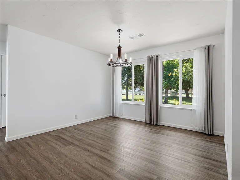 2224 N Bethel Ave — Photo 19