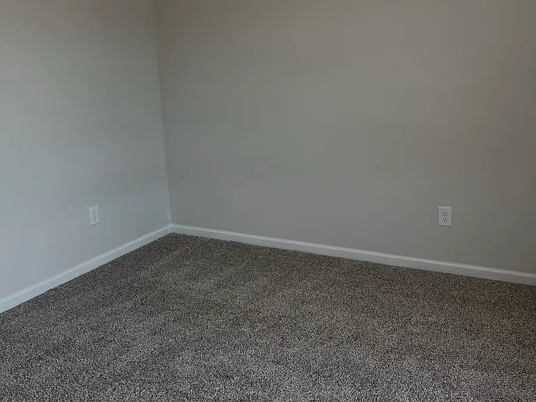 1455 Villageside Ct — Photo 11