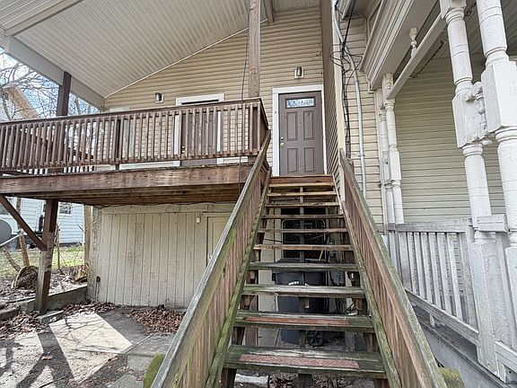 2nd image of 1104 Sherwood Ave #3