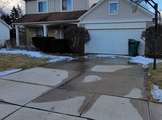 7888 Briarbrook Dr, Ypsilanti, MI