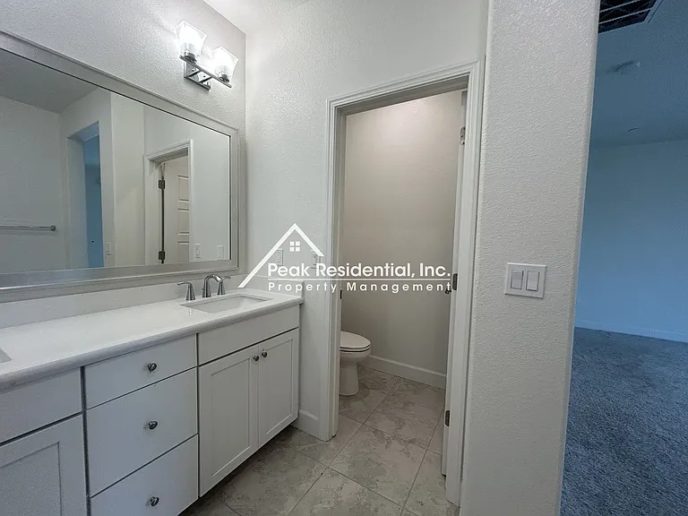 5725 Harveston Way — Photo 28