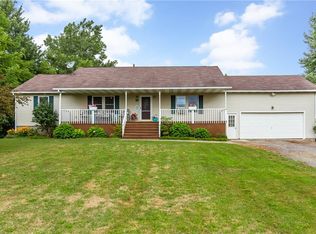 943 Clevenger Rd, Ontario, NY 14519