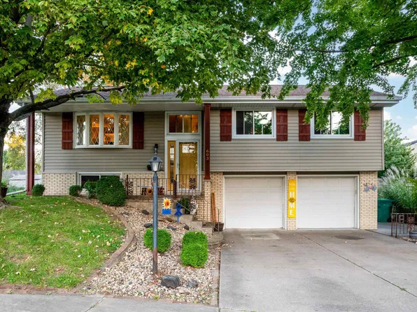 603 N Coolidge Ct, West Peoria, IL 61604
