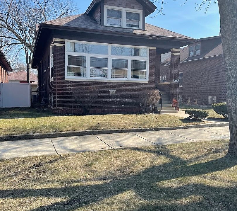 2nd image of 7417 S Merrill Ave