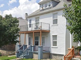 3445 Yemans St, Hamtramck, MI 48212
