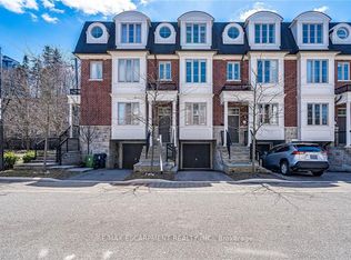 3 Johnson Farm Ln, Toronto, ON M2N 0G6