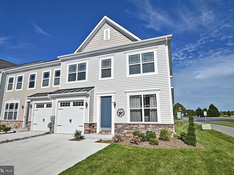1st image of 6 Basin Cove Way