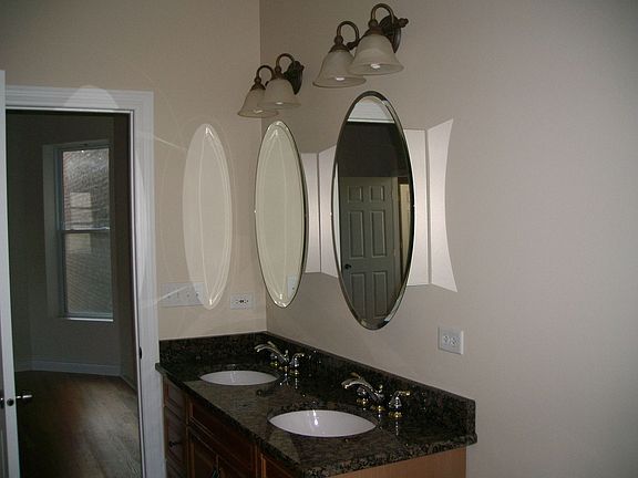 1st Fl Master Bath
