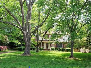 2531 Huntingtowne Farms Ln, Charlotte, NC 28210