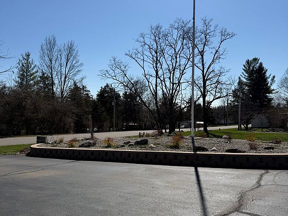 5th image of 2288 W State Rd #101