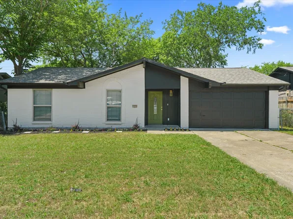1222 Saturn St, Cedar Hill, TX 75104