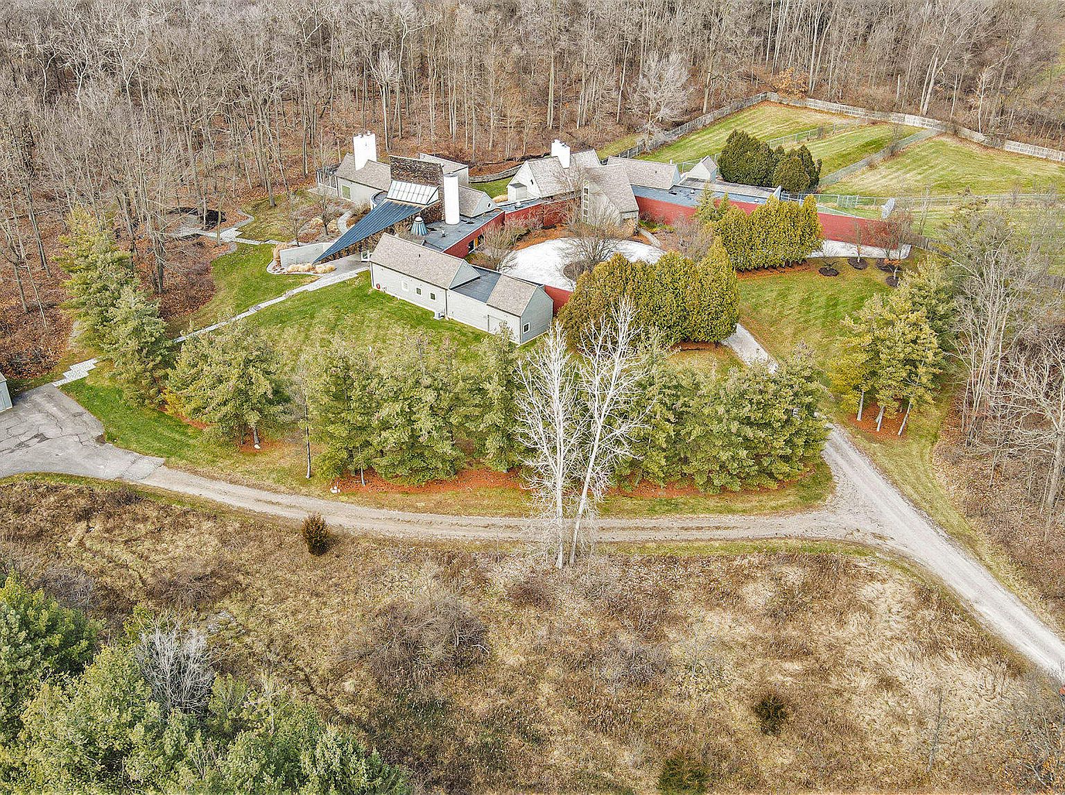 6283 Hellner Rd, Ann Arbor, MI 48105 | Zillow