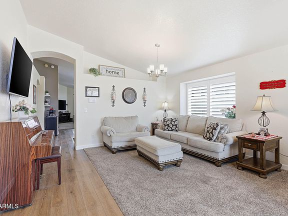 3rd image of 8623 W PARADISE Lane
