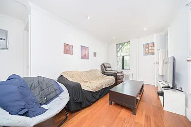 Rented by Living New York