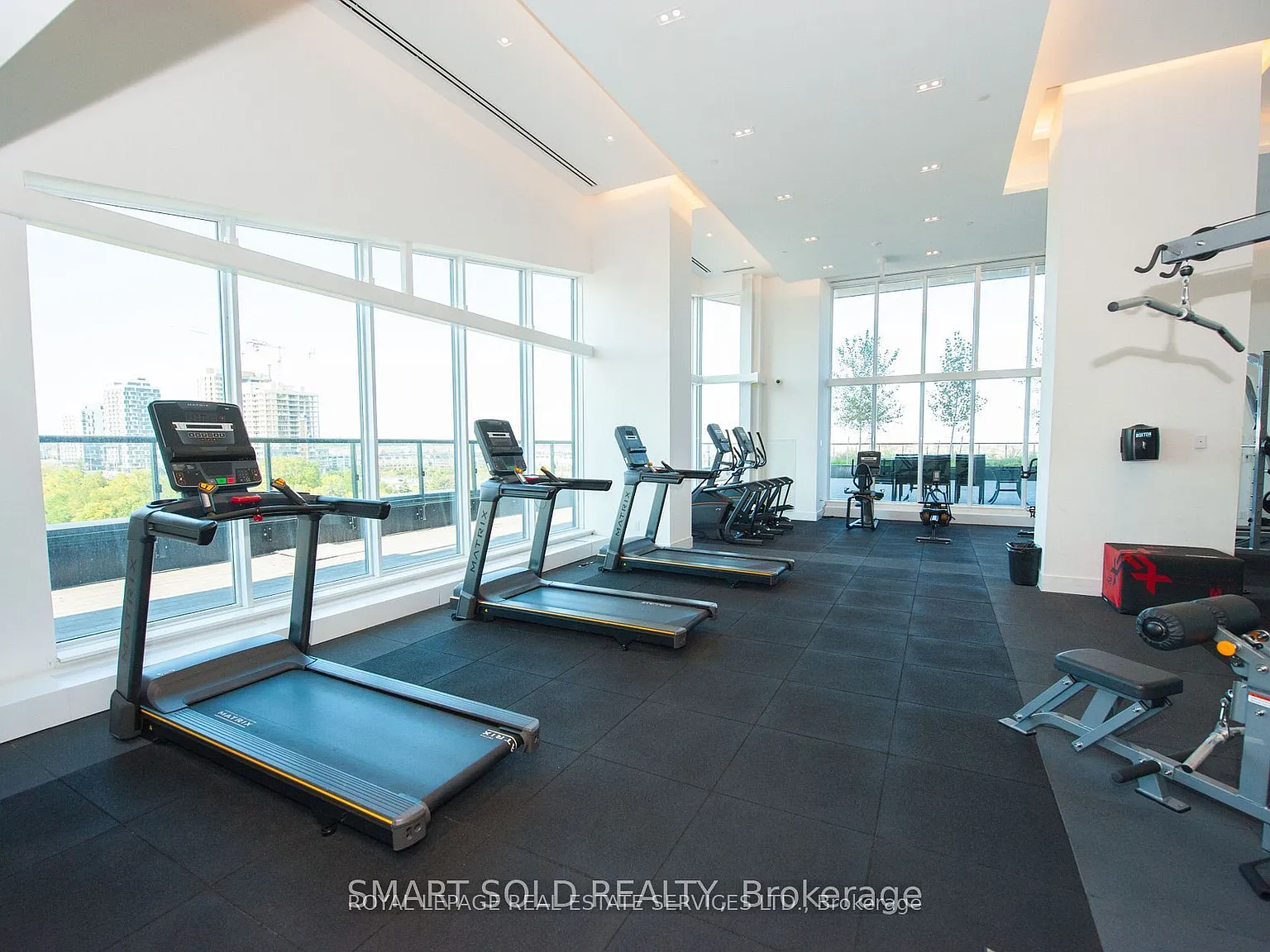 1 bed, $2,250 — Photo 2